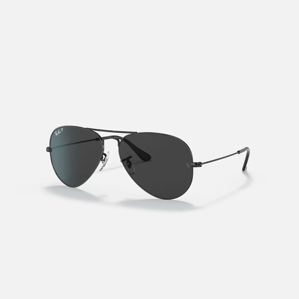 Ray-Ban Classic Aviator Sunglasses in Black Polarized EUC